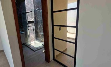 Casa nueva en renta, en esquina, en Residencial Terranova,  al sur de la ciudad de Pachuca, Hidalgo.