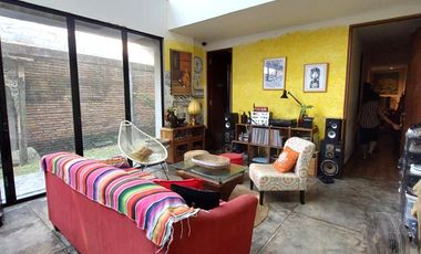 Rumah Estetik dan Natural dengan Joglo dan Kolam Renang di Maguwoharjo