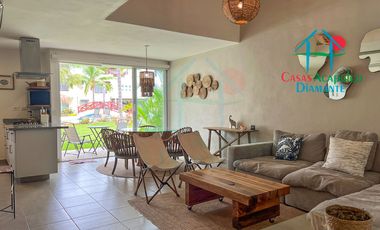 Casa en Venta en Terrasol Acapulco con Roof Garden y Jacuzzi