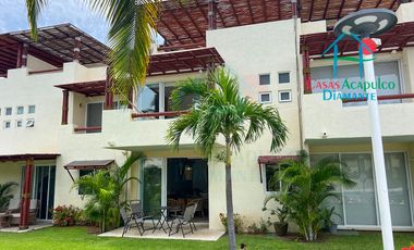 Casa en Venta en Terrasol Acapulco con Roof Garden y Jacuzzi