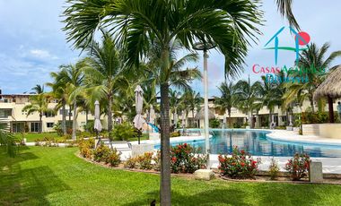 Casa en Venta en Terrasol Acapulco con Roof Garden y Jacuzzi