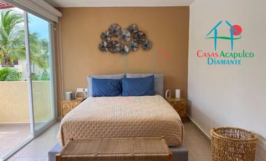 Casa en Venta en Terrasol Acapulco con Roof Garden y Jacuzzi