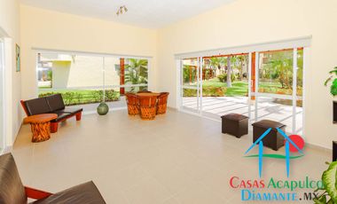 Casa en Venta en Terrasol Acapulco con Roof Garden y Jacuzzi