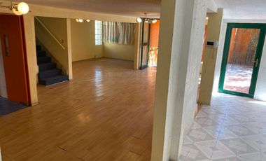 Espaciosa Casa en renta, circuito músicos, ciudad satélite.