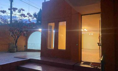 Espaciosa Casa en renta, circuito músicos, ciudad satélite.