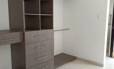 RENTA CASA CON RECÁMARA EN PLANTA BAJA EN POZOS, S.L.P.