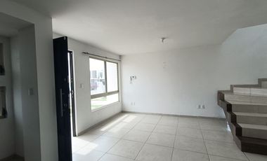 RENTA CASA CON RECÁMARA EN PLANTA BAJA EN POZOS, S.L.P.
