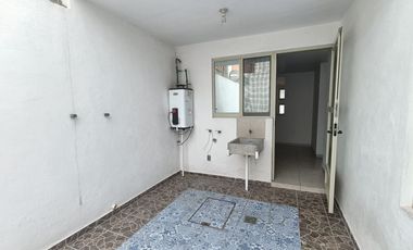 RENTA CASA CON RECÁMARA EN PLANTA BAJA EN POZOS, S.L.P.