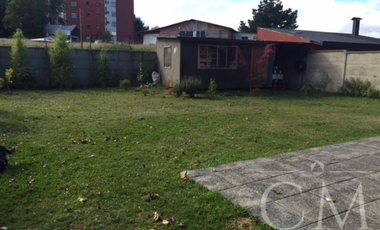 Amplia casa en sector Isla Teja Sur