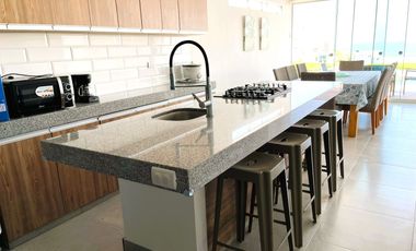 CASA DE PLAYA EN VENTA US$ 215,000, PLAYA LA HONDA KM 124  PAN SUR