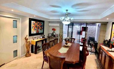 VENDO / ALQUILO LINDA CASA EL MANANTIAL,  CEIBOS, FRENTE A MC DONALDS