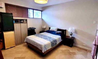 VENDO / ALQUILO LINDA CASA EL MANANTIAL,  CEIBOS, FRENTE A MC DONALDS