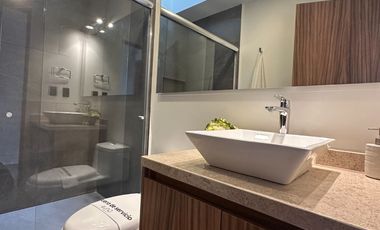 Estrena casa a excelente precio en El Refugio