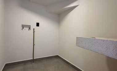 Estrena casa a excelente precio en El Refugio