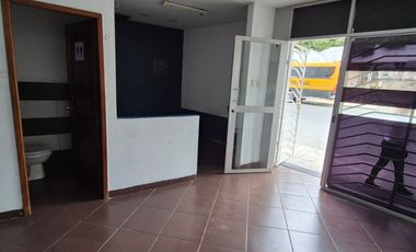 Local en Alquiler en Miraflores, Planta Baja,1 Baño, Norte de Guayaquil.