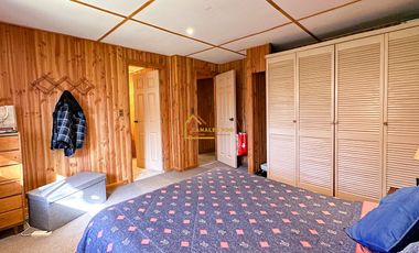 Parcela con hermosa casa en Condominio, Lican Ray