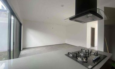 Casa en venta en coto Alicante. Capital Norte, Zapopan, Jalisco.