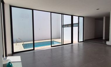 Casa en RENTA en Residencial Tanaj, Temozón Norte, Mérida