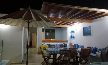 VENDO / ALQUILO, Casa de Playa en Las Lagunas de Puerto Viejo Km.70.5 Panam. Sur