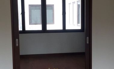 4 Bedrooms For Lease in San Lorenzo Village, Makati City