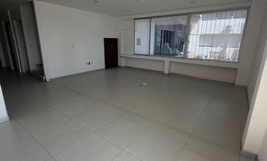 EXCELENTE BODEGA DE 1,182  M2 EN AV. LOPEZ MATEOS DENTRO DE PARQUE INDUSTRIAL CALLE PRIVADA CON CONTROL DE ACCES A 500M DE PERIFERICO SUR