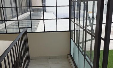 IDEAL PARA CENTRO DE ESTUDIOS