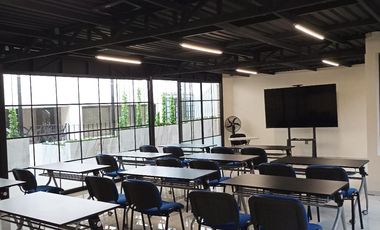 IDEAL PARA CENTRO DE ESTUDIOS