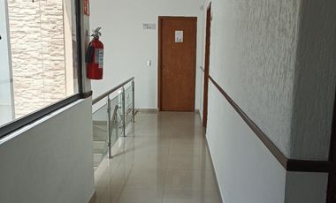 IDEAL PARA CENTRO DE ESTUDIOS