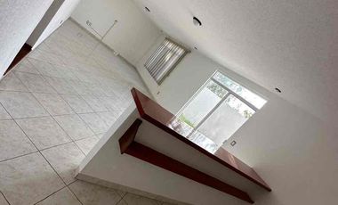 EXCELENTE CASA EN RENTA INCLUYE ACCIÓN AL CLUB