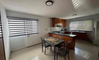 EXCELENTE CASA EN RENTA INCLUYE ACCIÓN AL CLUB