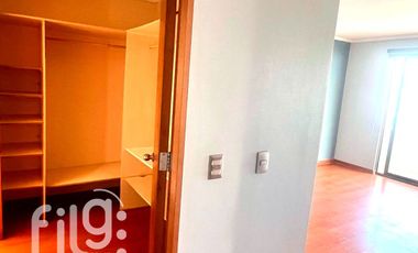 OPORTUNIDAD VENTA DEPARTAMENTO CON VISTA AL MAR, BAJO VALOR TASACIÓN