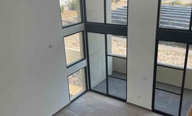 Departamento tamaño casa en Renta en Vista Real