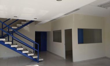 BODEGA DE 1,516 M2 EN AV. LÓPEZ MATEOS SUR CASI CRUCE CON PERIFÉRICO EN CONJUNTO INDUSTRIAL PRIVADO