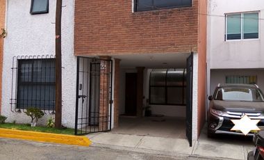 Casa en Venta Bosques de Colón con oficina
