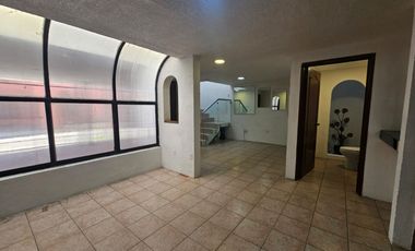 Casa en Venta Bosques de Colón con oficina