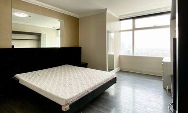3 Bedroom For Lease in One Roxas Triangle, Makati City