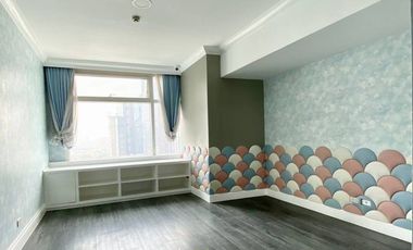 3 Bedroom For Lease in One Roxas Triangle, Makati City