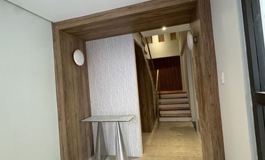 FOR SALE: SAN JUAN BRAND NEW TOWNHOUSE CLOSE TO XAVIER