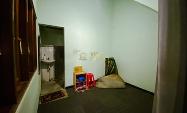 DIJUAL RUMAH KANTOR DAN ISINYA DI SETURAN