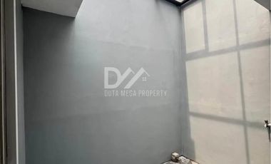 Rumah Murah Cantik disewakan minimal 2 tahun di Cluster Graha Raya Tangerang Selatan