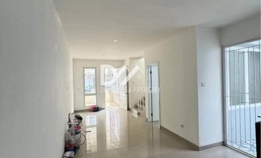 Rumah Murah Cantik disewakan minimal 2 tahun di Cluster Graha Raya Tangerang Selatan