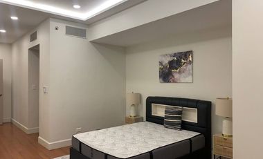 3 Bedroom For Lease in One Roxas Triangle, Makati City