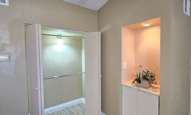 PRECIOSA Y AMPLIA CASA DE RENTA EN PRIVADA LOS ARCOS