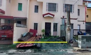 Duplex House & Lot FORECLOSED in FIORENZA SUBD Rodriguez Rizal : 2 Storey w/ Garage