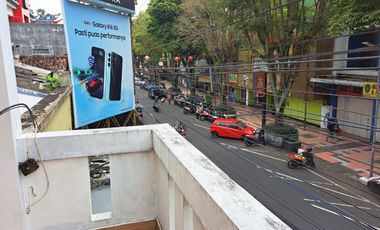 Disewakan Ruko 3 Lantai Lokasi Strategis di Jalan Pemuda Kota Magelang