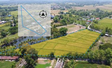 Land 6 rai in San Kamphaeng for Sale