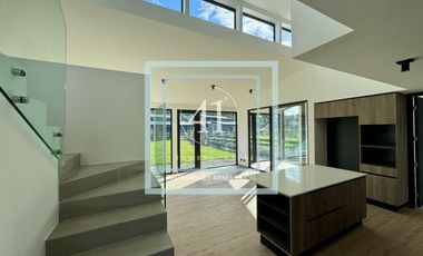 EN ARRIENDO Y VENTA  FRUTILLAR - CASAS NUEVAS
