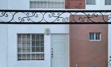 CASA EN RENTA CASTELLO