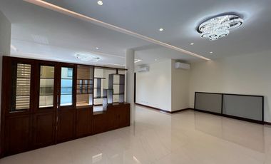 For Lease: 2 Storey House and LotAyala Hillside Estates, Brgy. Matandang Balara, Quezon City