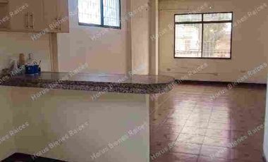 Rento Departamento Miraflores, Guayaquil, Planta alta con garaje, para universitarios y profesionales